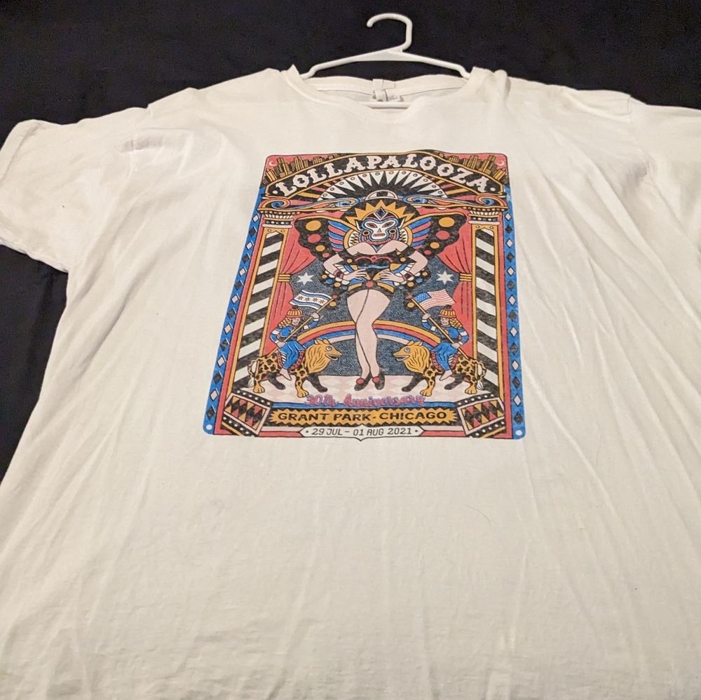 White Tee Shirt Lollapalooza